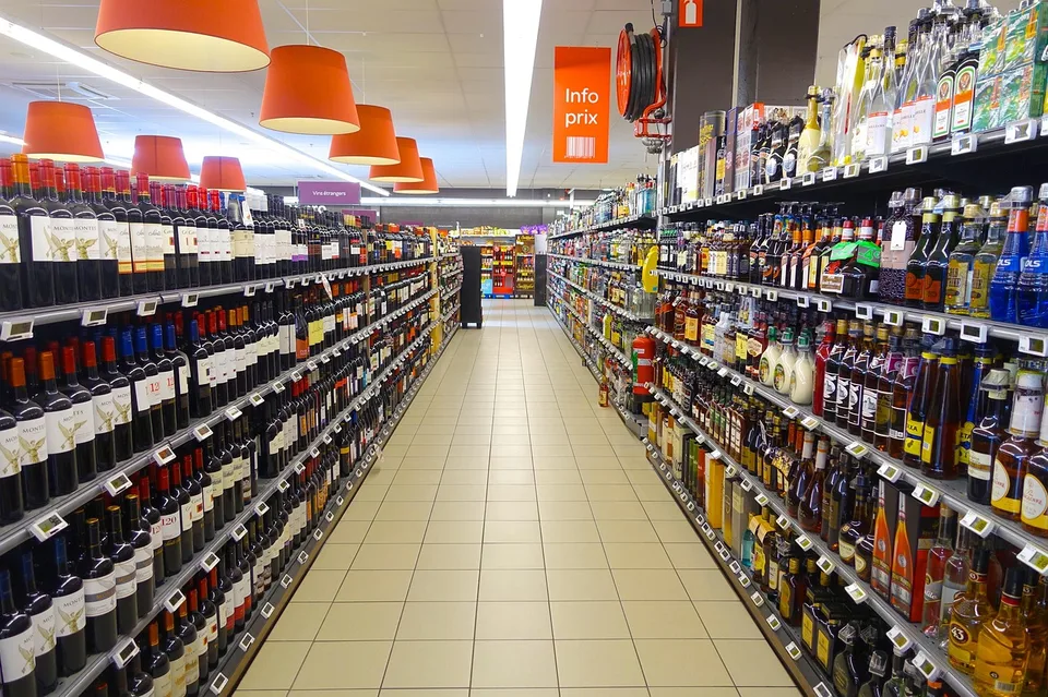 Liquor giants face new pricing limits in FTC deal aimed at small stores