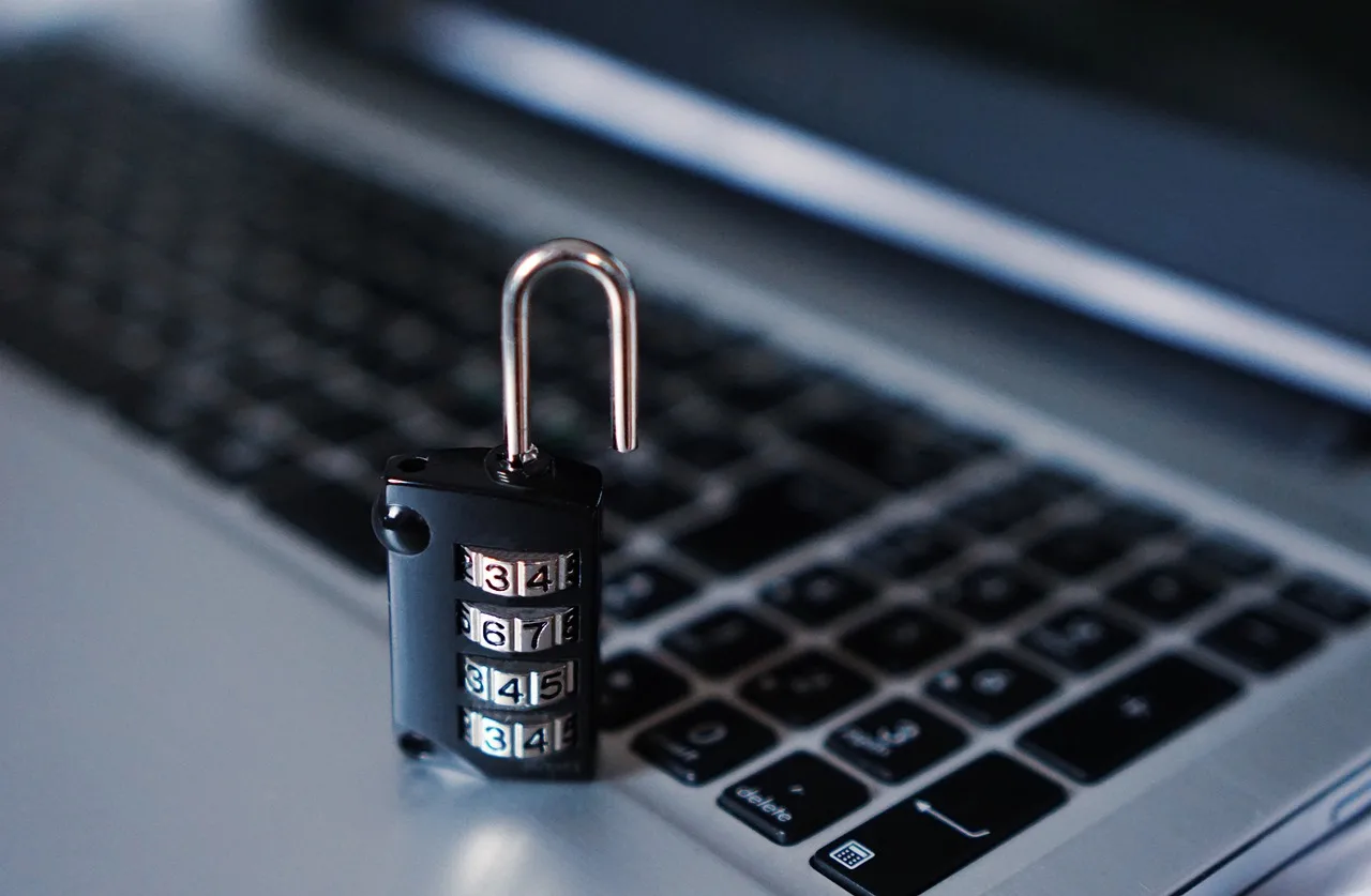 A padlock and a keyboard